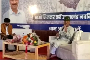 हल्द्वानी: युवाओं से संवाद करने पहुंचे कर्नल कोठियाल, कहा-आप नहीं तोड़ेगी लोगों का विश्वास