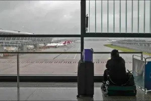 चीन के पूर्वी तट पर आया ‘इन-फा’ तूफान, उड़ानें और ट्रेन सेवाएं रद्द