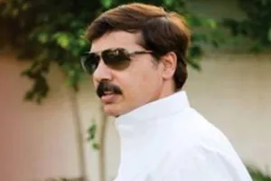 लखनऊ: पूर्व बहुबली सांसद धनंजय सिंह इस मामले में भगोड़ा घोषित