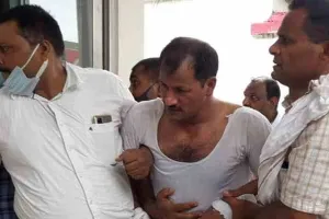 संत कबीर नगर: एण्टी करप्शन टीम ने घूस लेते हुए दरोगा को रंगे हाथ दबोचा, मचा हंड़कप