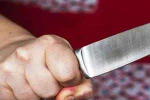 कुशीनगर: बीवी का गला रेतकर शौहर ने फेंका, फिर जो हुआ जानकर हो जाएंगे हैरान