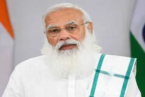 सुल्तानपुर: कर्मचारी को पीएम मोदी पर अमर्यादित टिप्पणी करना पड़ा महंगा, जानें फिर क्या हुआ?