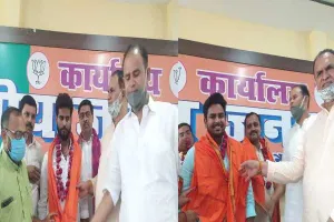 औरेया: भाजपा पदाधिकारियों ने जिला पंचायत अध्यक्ष व ब्लॉक प्रमुखों का किया सम्मान
