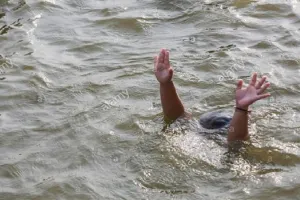 रामपुर: तालाब में डूबकर 10 वर्षीय बालक की मौत, मचा कोहराम