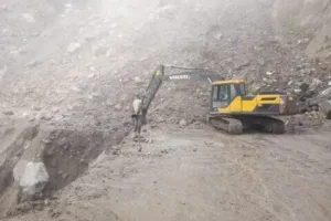 टनकपुर: दूसरे दिन भी बंद रहा टनकपुर-चम्पावत एनएच, पूर्णागिरि मार्ग भी नहीं खुला