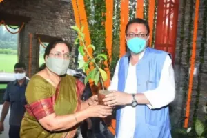 देहरादून: सीएम आवास के मनहूस मिथक को धामी की चुनौती, सावन के पहले सोमवार में किया गृह प्रवेश