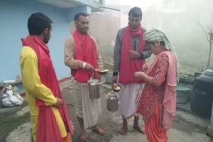 यहां के पुजारी नंगे पांव करते हैं 25 गांवों की परिक्रमा, करते हैं ब्रह्मचर्य व्रत का पालन