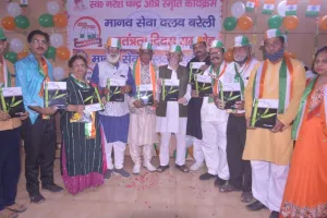 बरेली: कारगिल विजय युद्ध के बहादुर सिपाहियों का किया सम्मान