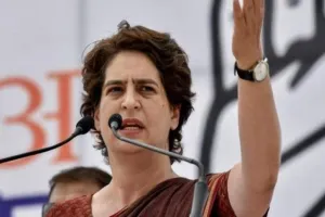 प्रियंका ने साधा निशाना, कहा- शराब माफिया पर मेहरबान है योगी सरकार
