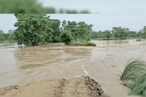 बनबसा: बाढ़ सुरक्षा के कार्य नहीं होने से बमनपुरी के ग्रामीण परेशान