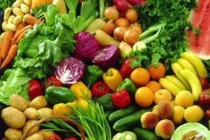 रुद्रपुर: कम हुई फलों व सब्जियों की आवक, दाम बढ़े 