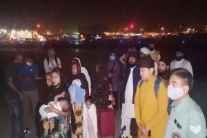 अफगानिस्तान से लौटे लोगों का छलका दर्द, कहा- सब कुछ बर्बाद हो गया, पता नहीं हमारी किस्मत में क्या लिखा?