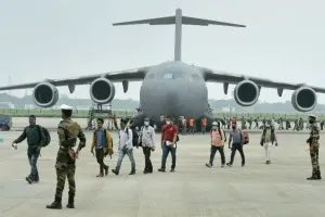 अमेरिका तालिबान के लिए बना मुसीबत, 73 विमान समेत रॉकेट डिफेंस सिस्टम किए खराब
