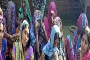 कौशाम्बी: जहरीला खाना खाने से मासूम समेत एक ही परिवार के 3 लोगों की मौत, 2 गंभीर