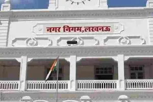 लखनऊ: नगर निगम में सफाई के नाम पर हो रहा फर्जीवाड़ा हर महीने लग रही करोड़ों रुपये की चपत