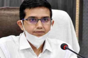 आजमगढ़: गांगेपुर में हो रही कटान का डीएम ने किया निरीक्षण, दिया यह बड़ा निर्देश