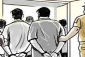 लखनऊ: अष्टधातु की मूर्ति के साथ तीन गिरफ्तार, कीमत जानकर हो जाएंगे दंग