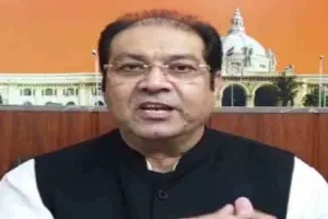 यूपी: योगी के मंत्री ने शायर मुनव्वर राना पर बोला हमला, लगाए ये गंभीर आरोप