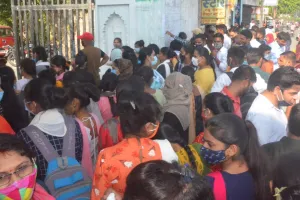 बरेली: बीएड प्रवेश परीक्षा में 90 फीसदी उपस्थित, टूटे कोरोना नियम