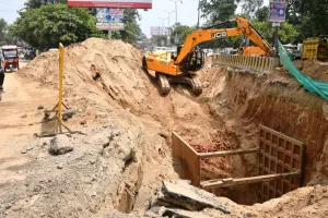 बरेली: पटेल चौक पर अभी दो हफ्ते और झेलनी होगी दुश्वारी