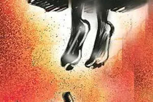 हल्द्वानी: चार माह की बेटी का मोह छोड़ मां ने लगाया फंदा और दे दी जान