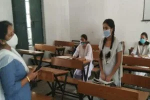 हल्द्वानी: आधी तैयारियों और संक्रमण के भय से 25 फीसदी बच्चे गए स्कूल