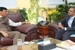 स्पूतनिक वी के उत्पादन और आपूर्ति की कवायद जारी, केंद्रीय स्वास्थ्य मंत्री ने रेड्डीज लैब के अध्यक्ष के साथ बैठक की