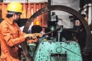 कोरोना में बड़े उद्योगों को पहुंचाया गया लाभ, एमएसएमई की हुई उपेक्षा