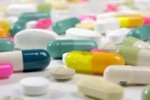 नैनीताल: एक्सपायर हो चुकी दवाएं की बिक्री पर लगे रोक