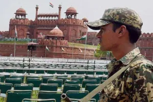 स्वतंत्रता दिवस समारोह: लाल किले पर चाक चौबंद सुरक्षा व्यवस्था, पतंग उड़ाने की भी मनाई