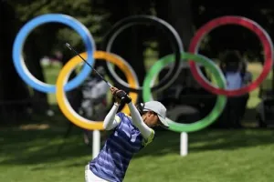 Tokyo Olympics: भारतीय गोल्फर अदिति अशोक दूसरे स्थान पर बरकरार