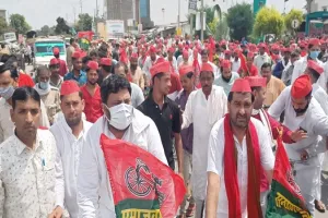 अमरोहा: बढ़ती महंगाई और भ्रष्टाचार के विरोध में सपा कार्यकर्ताओं ने जिले भर में निकाली साइकिल रैली