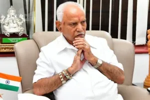 येदियुरप्पा और उनके बेटे समेत परिजनों की बढ़ीं मुश्किलें, भ्रष्टाचार के मामले में नोटिस जारी