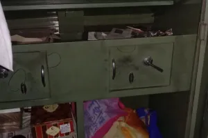 बरेली: पूर्व प्रधान के घर लाखों की चोरी, रिवाल्वर व कारतूस भी ले गए