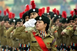 यूपीएससी ने दी अविवाहित महिलाओं को एनडीए, नौसेना अकादमी परीक्षा के लिए आवेदन करने की अनुमति