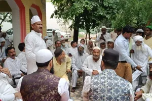 बरेली: मेवात में बरेली मसलक से अकीदत रखने वालों से मिले सलमान मियां