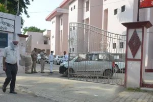 रोहिणी कोर्ट में गैंगवार, बरेली में भी नहीं सुरक्षा के इंतजाम