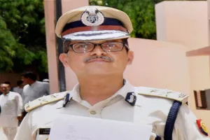 लखनऊ: अमिताभ ठाकुर ने 9 अफसरों के खिलाफ दर्ज कराई शिकायत…