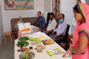 बाराबंकी में प्राथमिक स्वास्थ्य केंद्रों पर मुख्यमंत्री आरोग्य मेलों का किया गया आयोजन