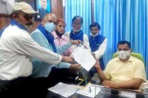 हल्द्वानी: वार्ड 32 में बने सामुदायिक भवन को खोलने की मांग