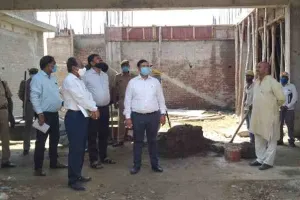 अमेठी: डीएम ने किया निर्माणाधीन कन्या महाविद्यालय का निरीक्षण, दिए ये निर्देश