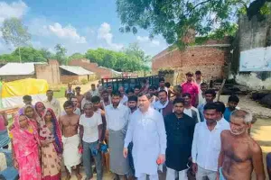 बाराबंकी: जनसंपर्क के दौरान सपा नेता चौधरी अदनान ने किया ये बड़ा ऐलान