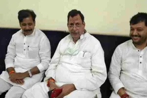 मिर्जापुर: मां विंध्यवासिनी के दरबार पहुंचे मंत्री अनिल राजभर, कही ये बड़ी बात