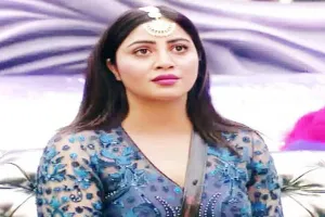 ट्रोलर्स के निशाने पर आईं अर्शी खान, वीडियो के जरिए मारा करारा तमाचा