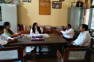 बरेली: शायर वसीम बरेलवी पर बनेगी डॉक्यूमेंट्री, सूचना एवं प्रसारण मंत्रालय से आई टीम