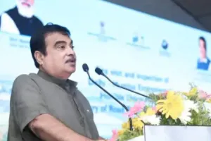 ससुर के घर पर बुलडोजर चलवाकर बनवाई थी सड़क- गडकरी