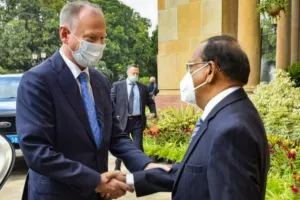 भारत, रूस ने तालिबान को दी चेतावनी, कहा- अपने वादों पर रहें कायम