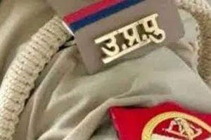 कानपुर: थाने में आरोपी को पीट रहे दो दारोगा ने मुंशी पर तानी पिस्तौल..दोनों सस्पेंड