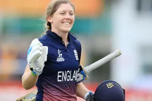 ENG vs NZ-W: इंग्लैंड ने न्यूजीलैंड से पहला वनडे जीता