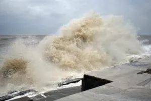 चक्रवात ‘गुलाब’ के प्रभाव से ओडिशा में बारिश शुरू, आईएमडी ने जारी किया ‘लाल संदेश’